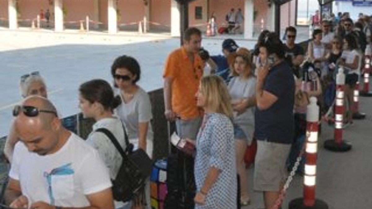 Türk turistler Yunan adalarına akın ediyor