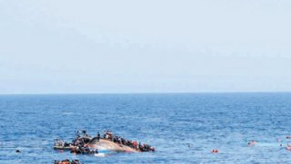 Libya açıklarında 156 göçmen daha kurtarıldı
