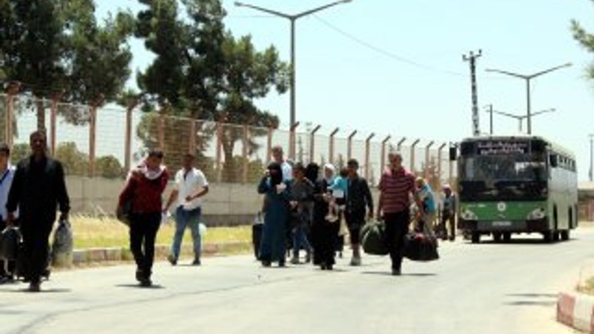 44 bin Suriyeli Türkiye'ye dönüş yaptı