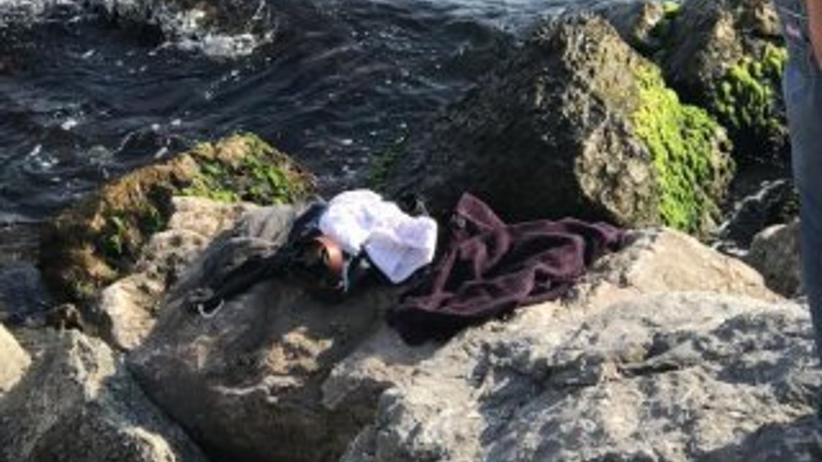Kadıköy Moda'da denize giren genç boğuldu