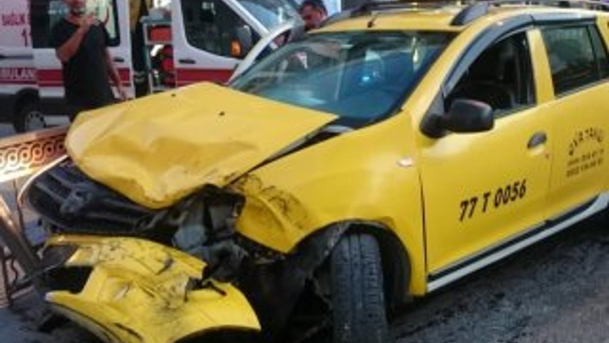 Yalova’da ters yön kazası: 2 yaralı