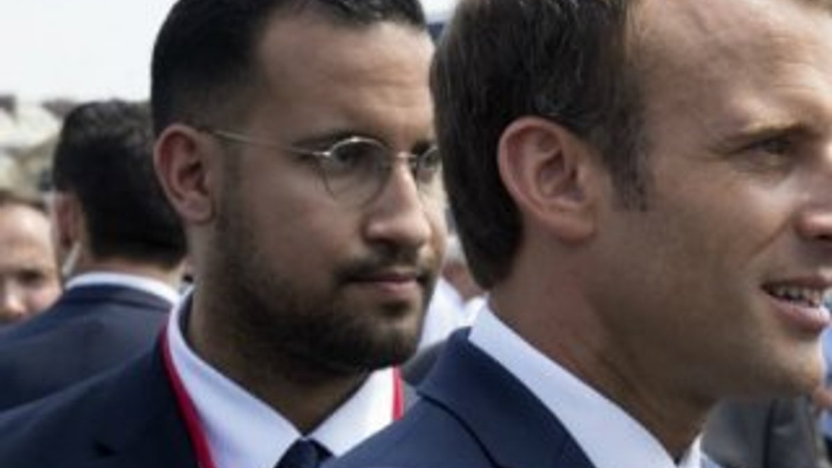 Macron: Benalla sevgilim değil