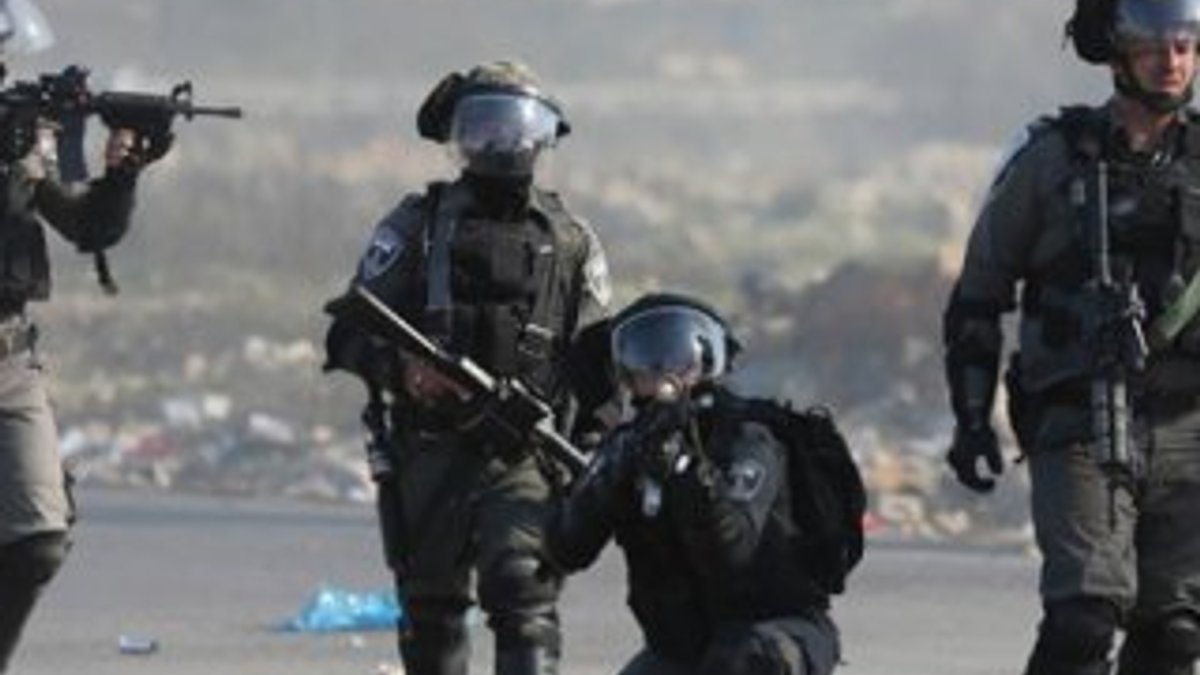 İsrail askeri 4 Filistinli gazeteciyi tutukladı