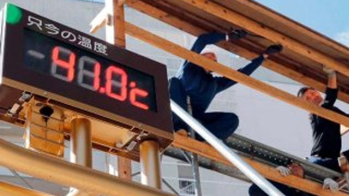 Japonya'da iklim koşulları can aldı: 300'den fazla ölü