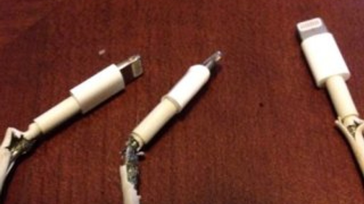 Trilyon dolarlık Apple'ın şarj kabloları dalga konusu