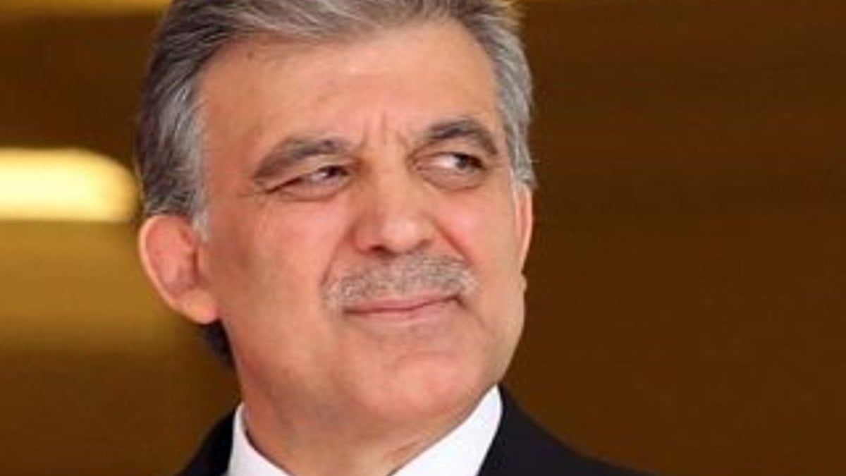 Abdullah Gül'ün köşk doktoruna FETÖ kelepçesi