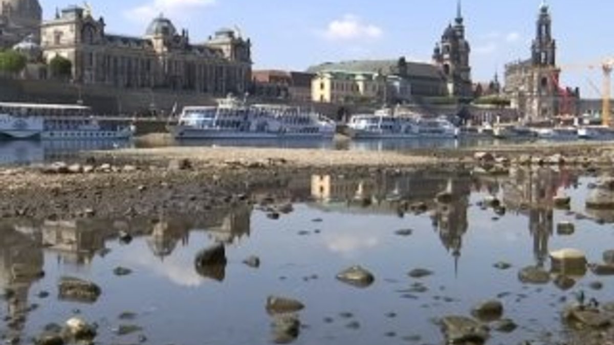 Almanya'da kuruyan nehirlerden mühimmat çıkıyor