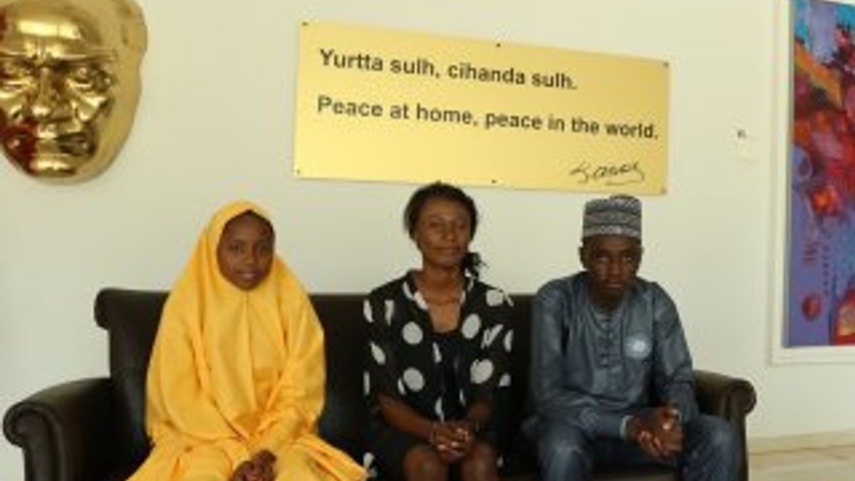 Nijeryalı öğrenciler Türkiye bursları için ter döküyor