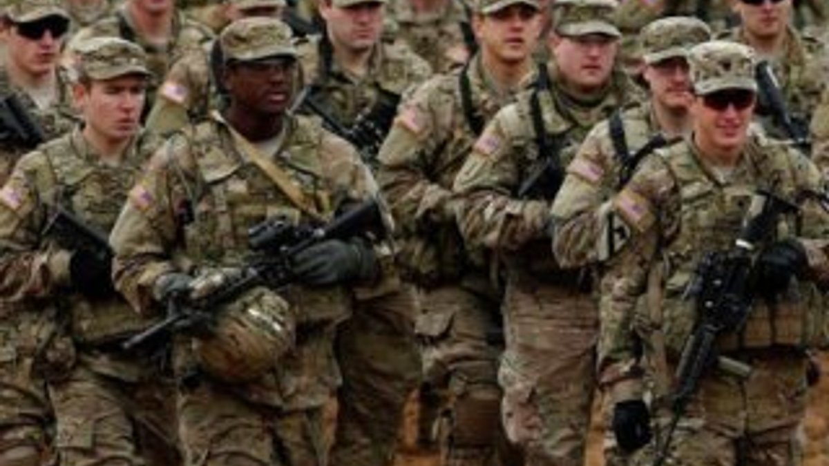 ABD ordusu göçmenlerin askere alınmalarını askıya aldı