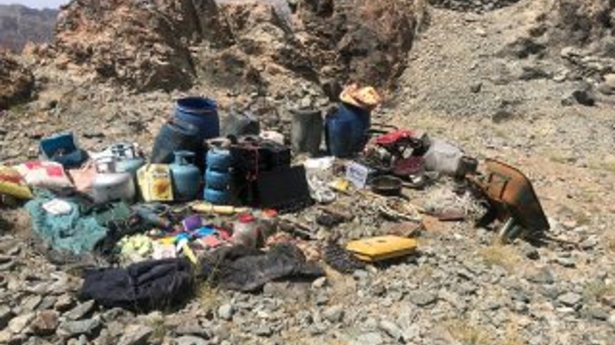 İkiyaka Dağları'nda PKK'ya ait mühimmat deposu bulundu