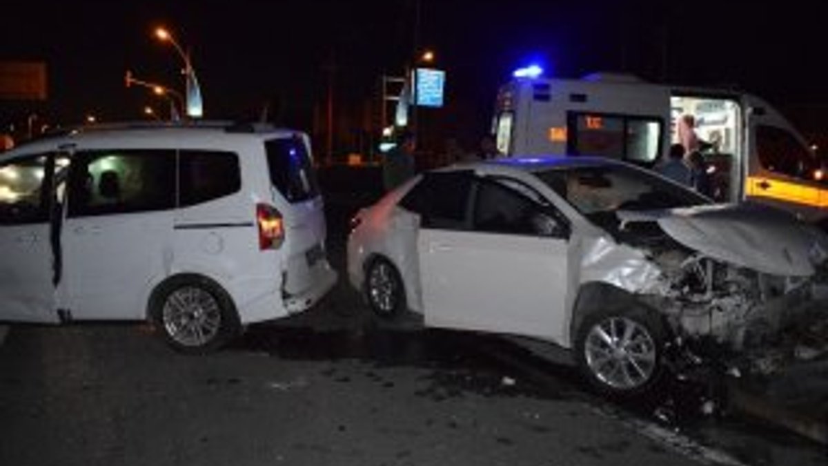 Malatya'da 2 otomobil çarpıştı: 4 yaralı