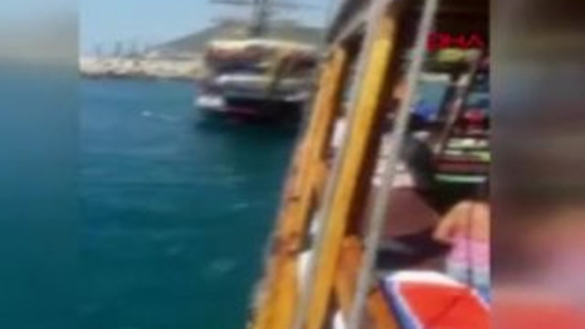 Antalya'da 2 tur teknesi çarpıştı: 15 gözaltı