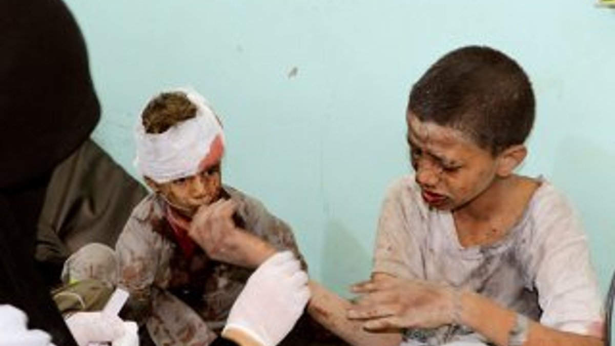 Suudi Arabistan Yemen'de sivilleri vurduğunu kabul etti