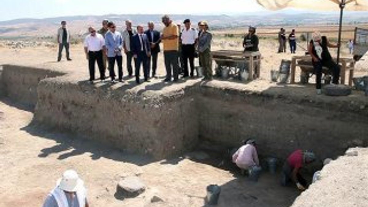 Oluz Höyük'te 2 bin 500 yıllık Pers sarayı bulundu