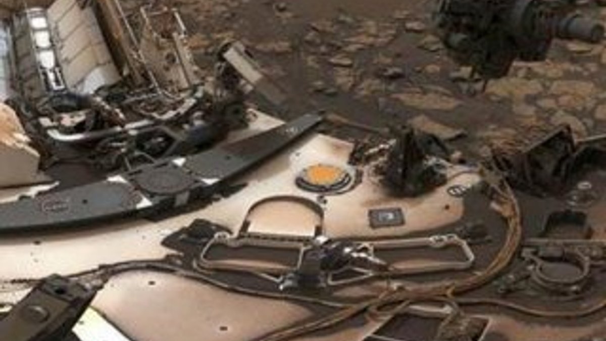 NASA Mars'tan gelen ilk selfie fotoğrafını yayınladı