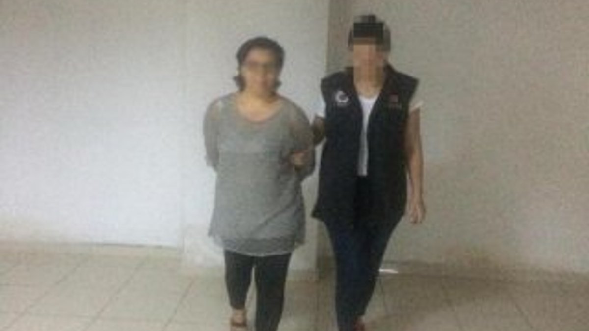 Terör örgütü üyesi kadın havalimanında yakalandı