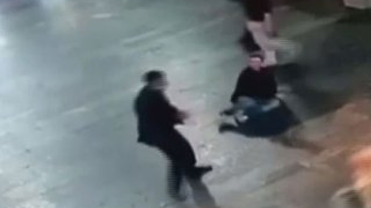 Moskova'da 2 kişi bıçaklanarak öldürüldü