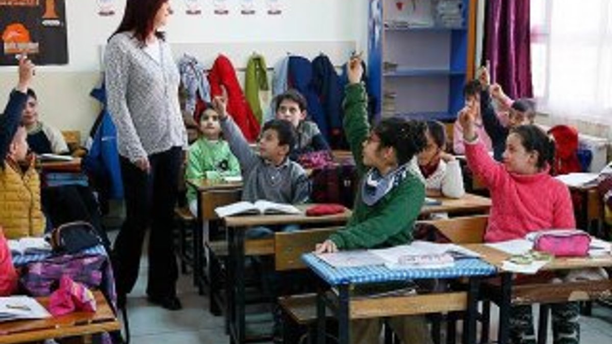 Ankara gelecek yıl tüm okullarda tekli eğitim hedefliyor