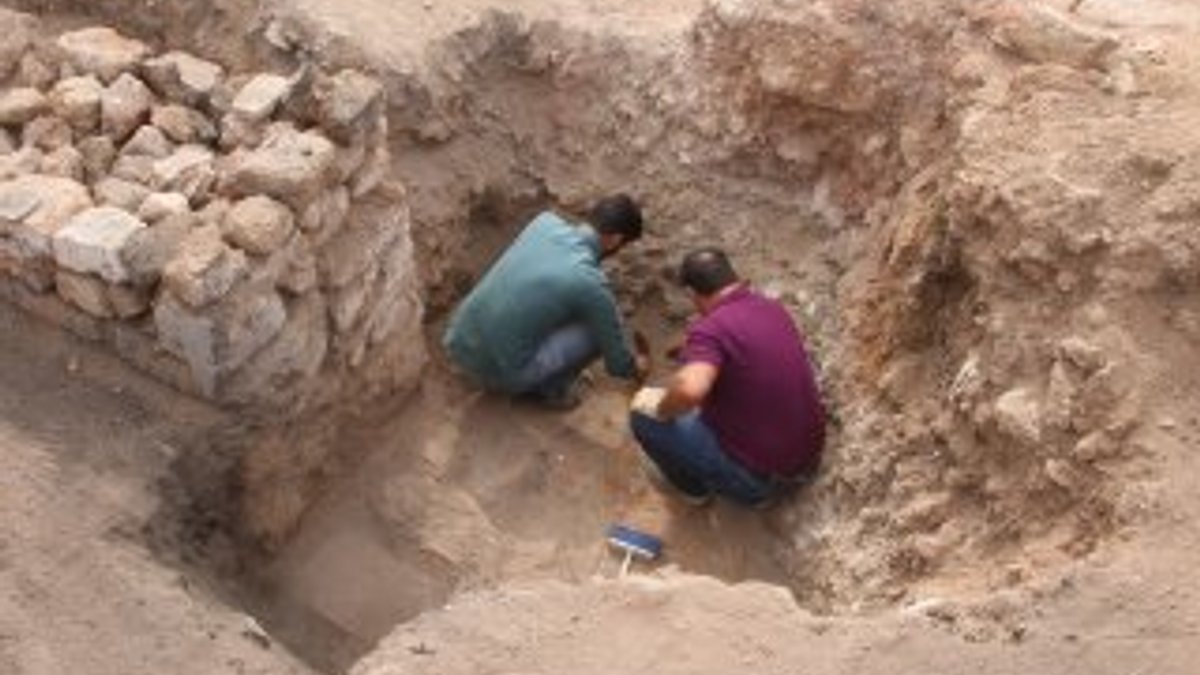 Bir buluntu ile 2 bin metrekare alanda kazı yapıldı