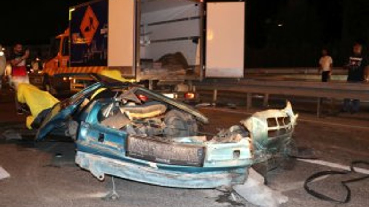 Bayrampaşa’daki kazada 3 kişi ağır yaralandı