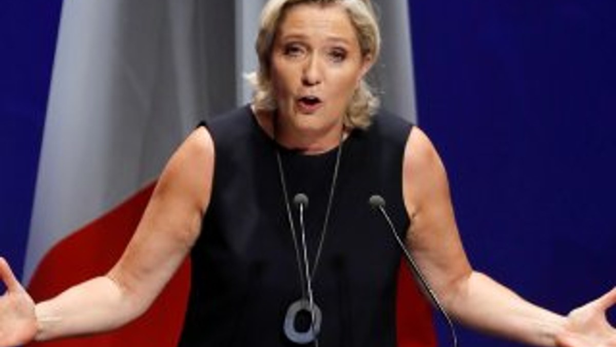 Fransız Mahkemesi Le Pen'den 'psikiyatri testi' istiyor