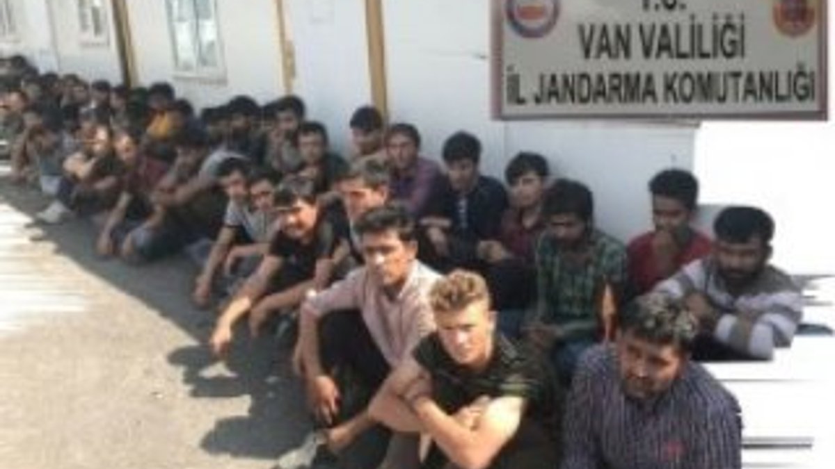 Van’da 267 kaçak göçmen yakalandı