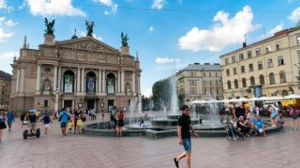 Lviv'de Rusça şarkı dinlemek yasaklandı