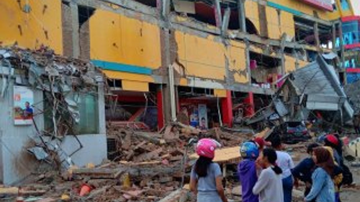 Endonezya’daki deprem sonrası ölü sayısı artıyor