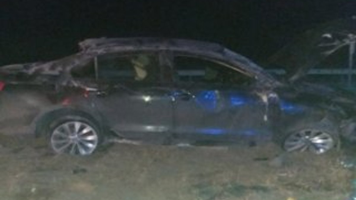Kırıkkale otomobil refüje çıktı: 4 yaralı