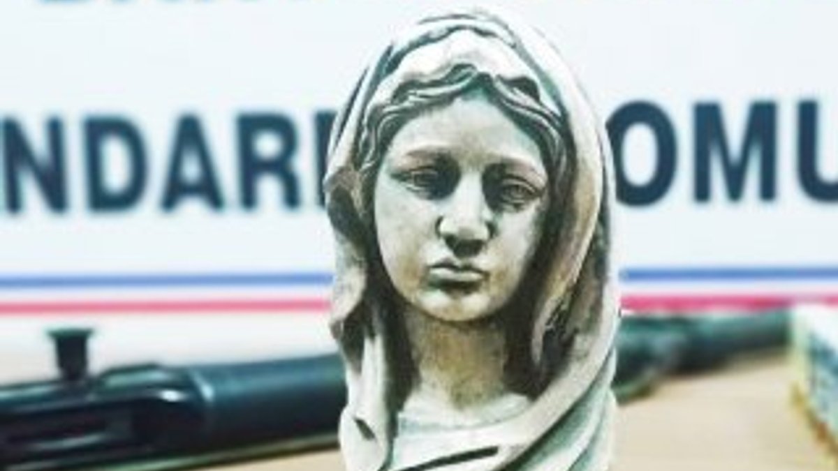 Meryem Ana heykelini satarken yakalandı
