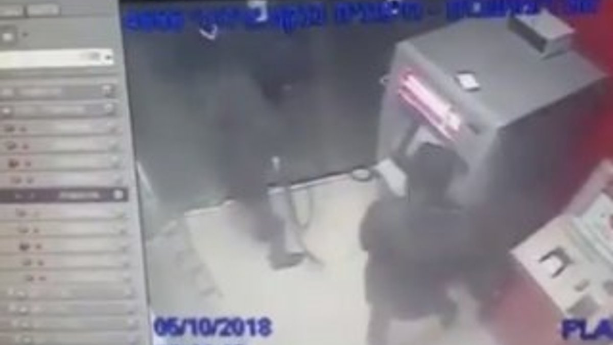 İsrail'de hırsızlar ATM'yi çaldı