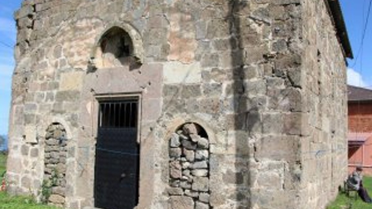 Tarihi manastır yıllara yenik düştü