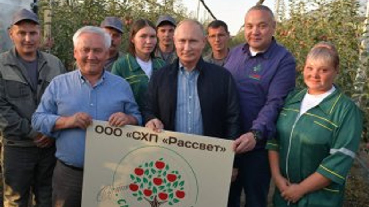 Putin: Enerjimin sırrı işçilerle birlikte olmak