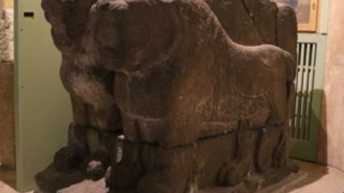 Çift Aslan heykeli müzede sergilenecek