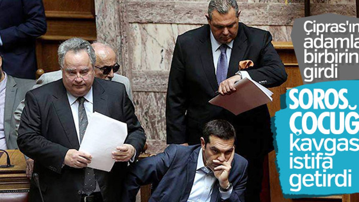 Yunanistan Dışişleri Bakanı Kocyas istifa etti