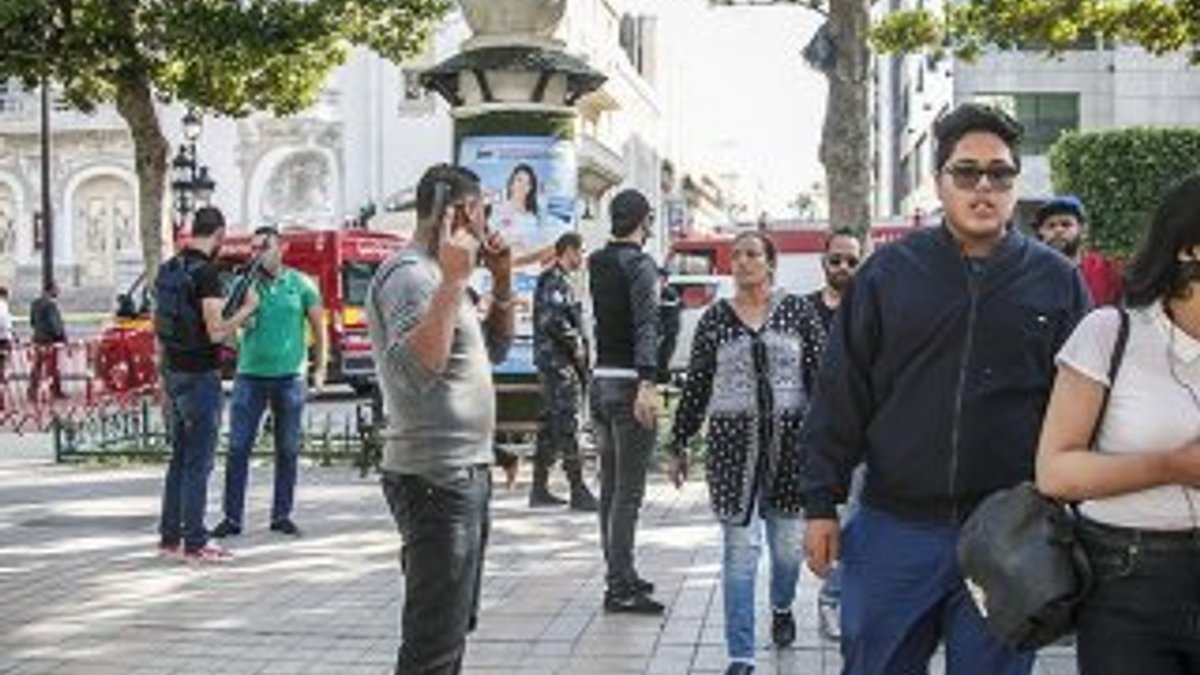 Tunus'ta canlı bomba saldırısı