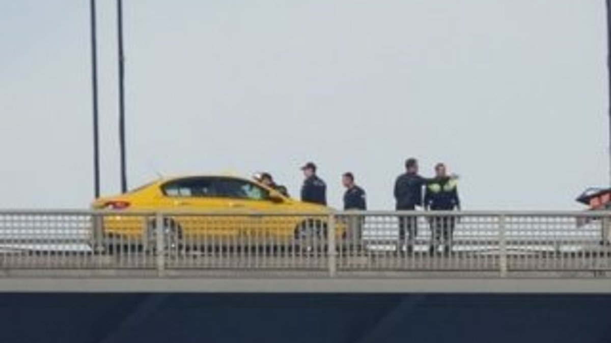Fatih Sultan Mehmet Köprüsü'nde bir taksici intihar etti