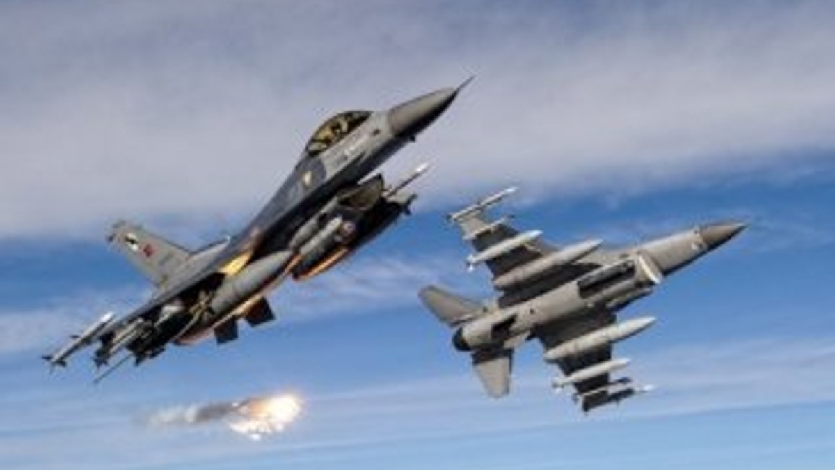 Kuzey Irak'a hava harekatı: 2 terörist öldürüldü