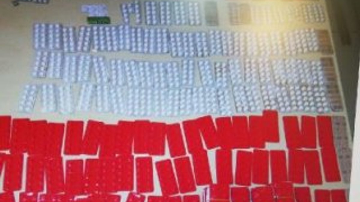 Van'da 26 bin tablet kaçak ilaç ele geçirildi