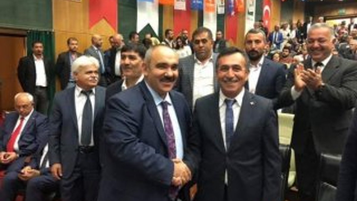 CHP'li Belediye Başkanı AK Partili oldu