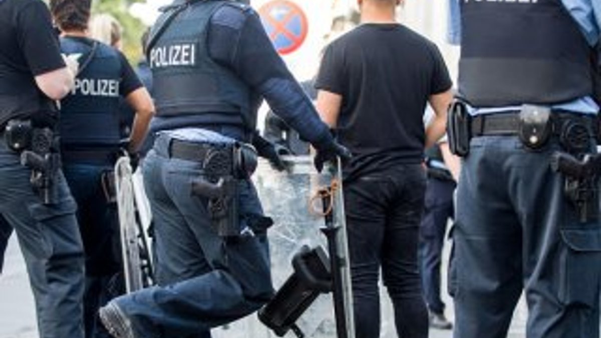 Alman politikacının evinde 2 kilo uyuşturucu bulundu