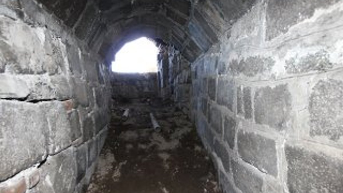 'Diyarbakır'ın kalbi'nde su kanalı ve tünel bulundu