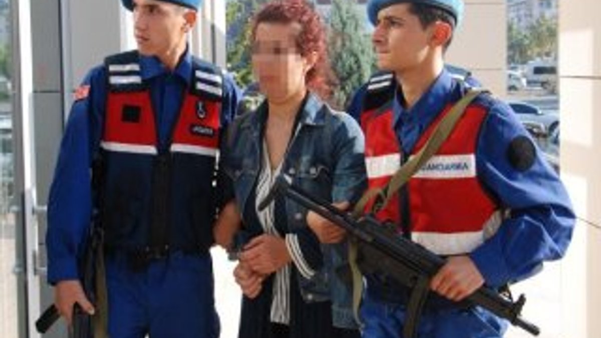 PKK'lı kadın jandarmayı görünce otobüste intihara kalkıştı