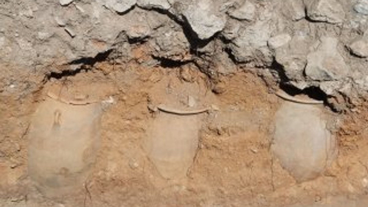 Hattuşa'da 3800 yıllık küpler bulundu