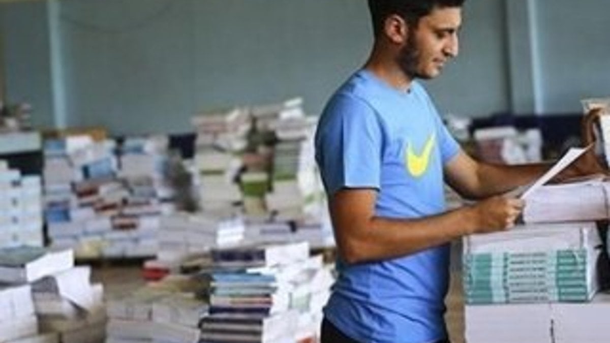 Türkiye'den Suriye'ye ders kitabı yardımı