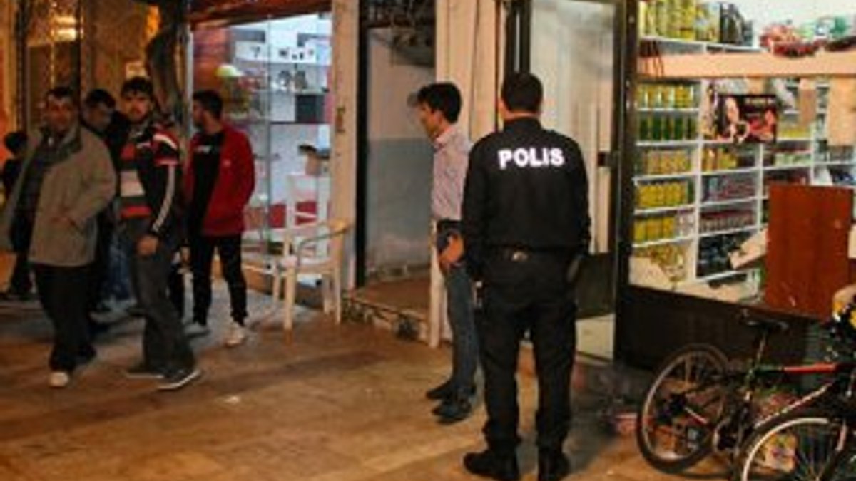 Antalya'da Suriyeliler veresiye kavgasına tutuştu