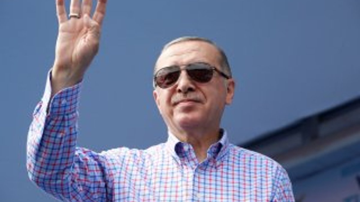 Erdoğan: Bu gece tüm insanlığa hayırlar getirsin