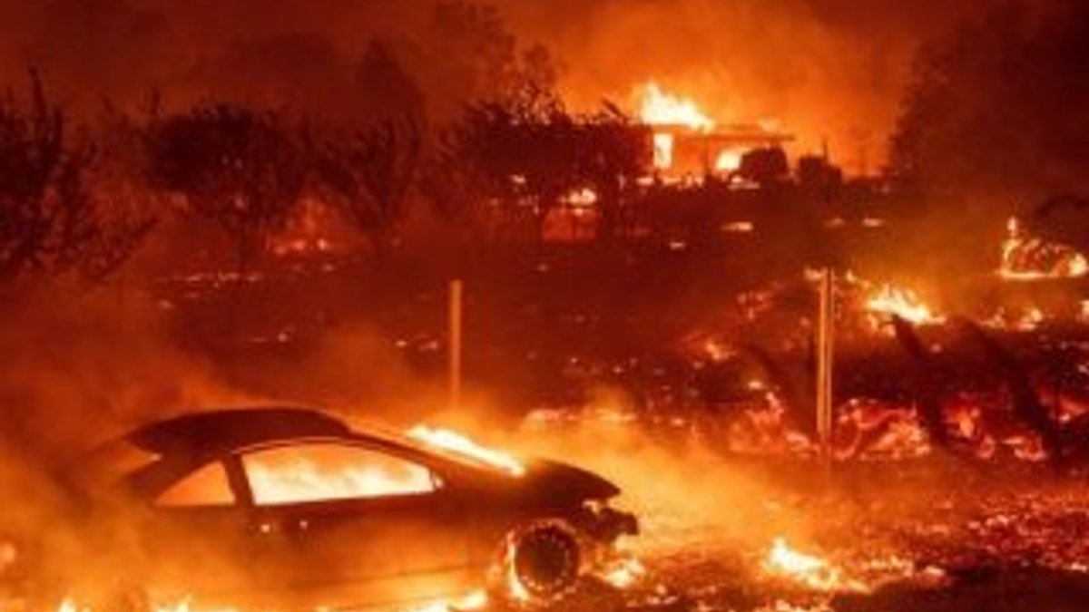 Kaliforniya'daki yangında 699 kişiden hala haber alınamadı