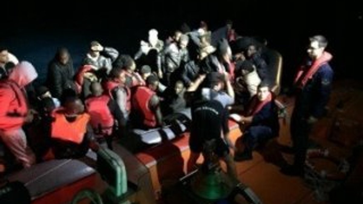 İzmir’de 83 göçmen yakalandı