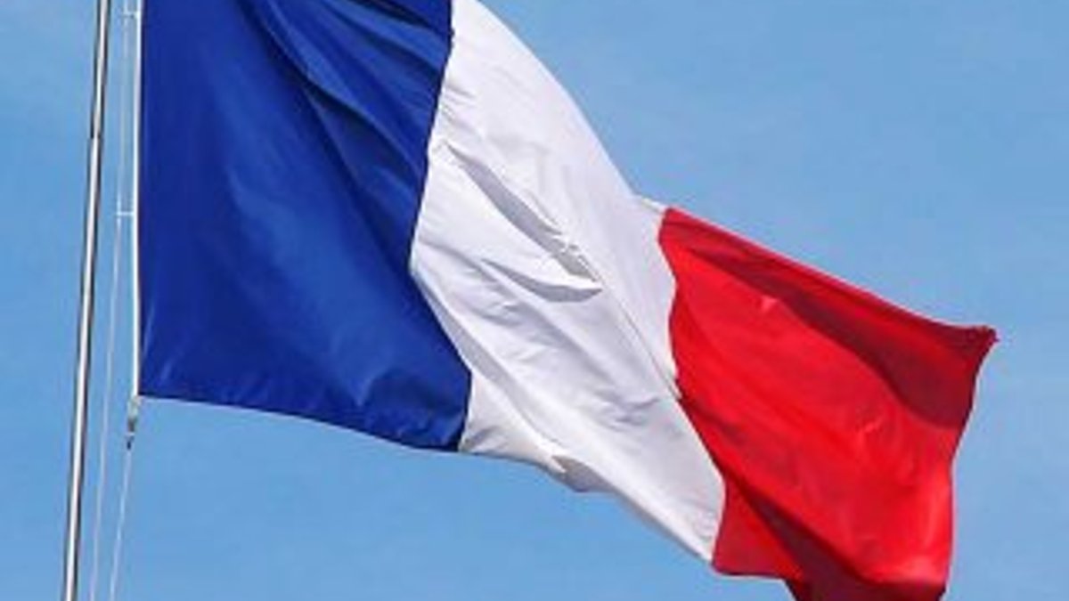 Fransa'da anne babaların çocuklarına vurması yasaklandı